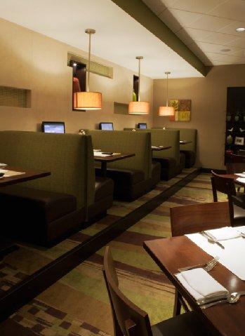 Holiday Inn Olathe Medical Center ภายนอก รูปภาพ